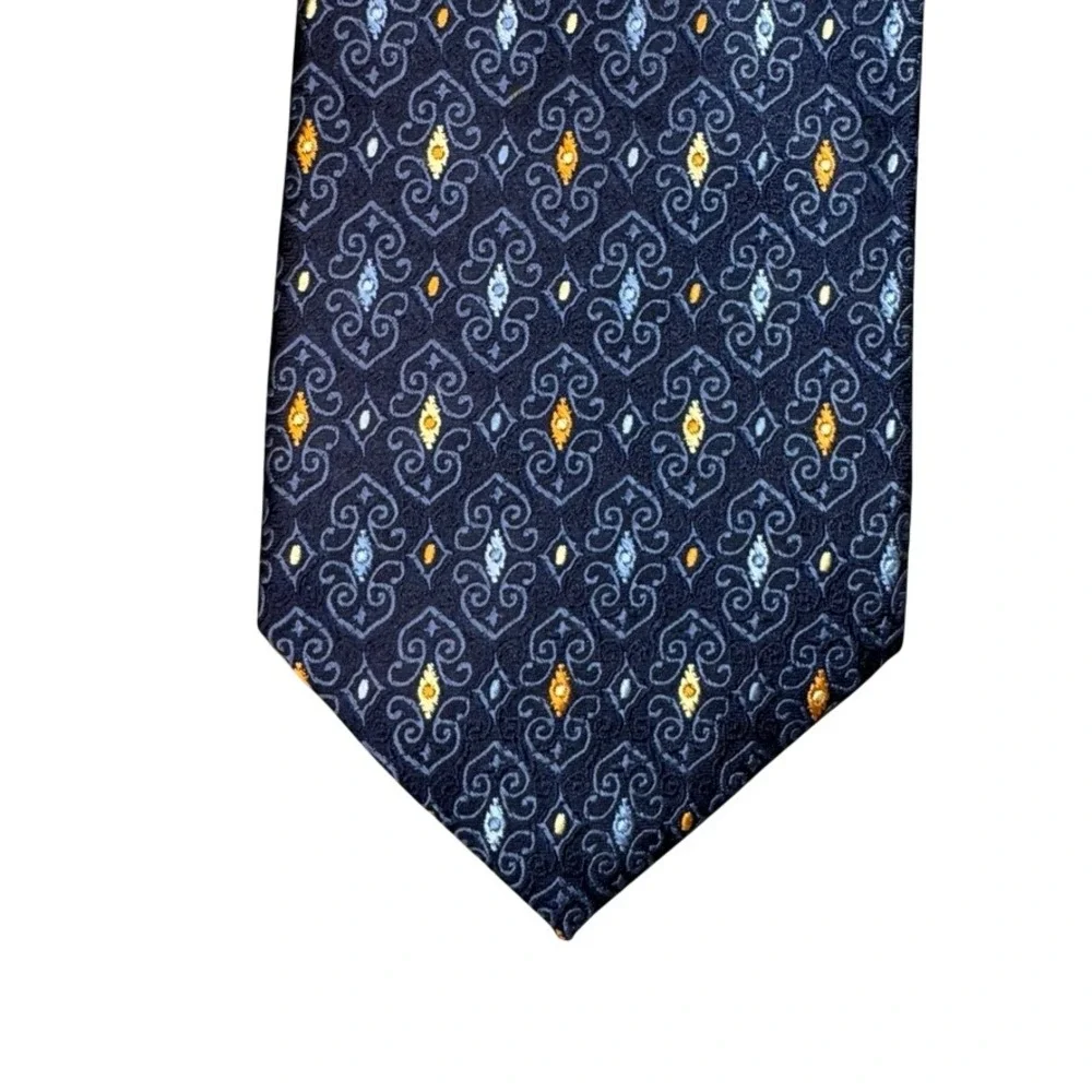 Jos. A. Bank Signature Collection Blue Gold Medallion 100% Silk Tie Handsewn